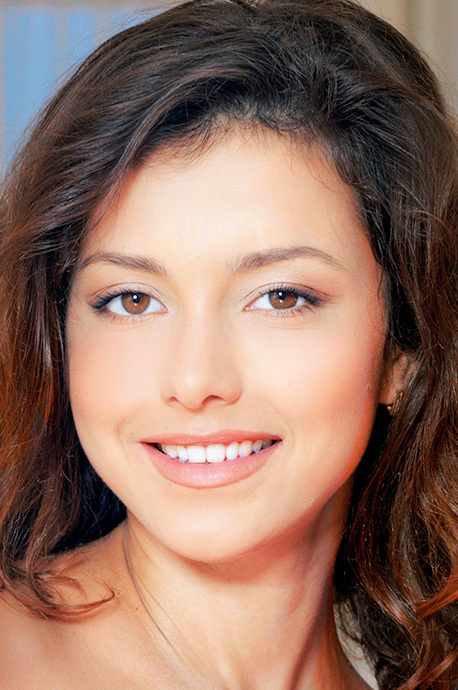 Divina A