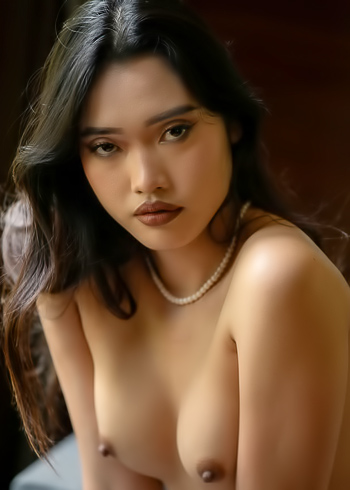 Minari Seductive Asian Beauty Peels Off Her Skimpy Outfit