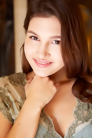 Ellie Luna Displaying Her Lovely Soft Breasts And Firm Round Booty