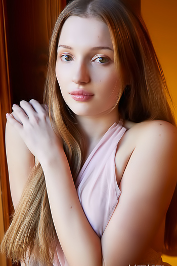 Ninna alluring charm in pink babydoll on bed